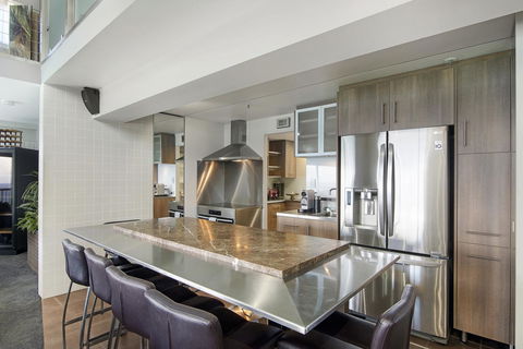 Burleigh Esplanade Apartments - Accommodation Melbourne 18