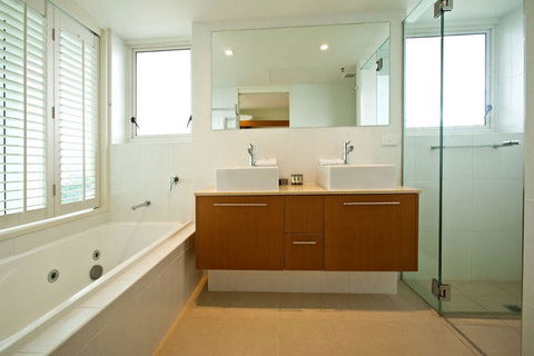 Lanai Riverside Apartments - Accommodation Melbourne 39