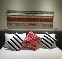 Calamvale Hotel Suites and Conference Centre - Accommodation Melbourne