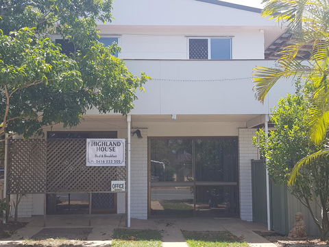 Highland House - Melbourne 4u 0