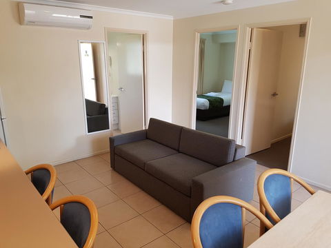 The Palms Motel - Melbourne 4u 17