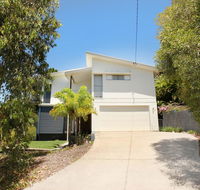 224 Centenary Heights Road Coolum Beach 500 Dollar Bond Linen Included - Accommodation Melbourne