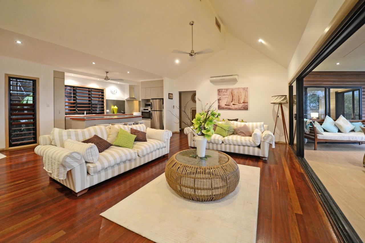 Hamilton Island QLD Accommodation Melbourne