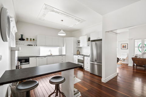 The Lighthouse - Accommodation Melbourne 11