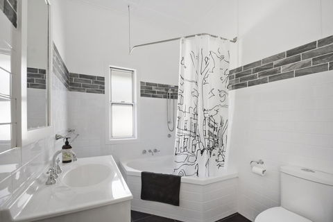 The Lighthouse - Accommodation Melbourne 14