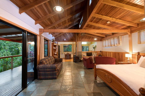 Sharlynn By The River - Accommodation Melbourne 24