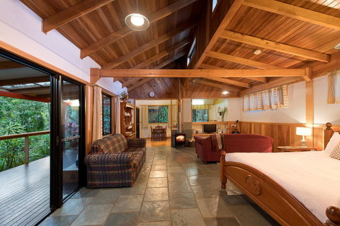 Sharlynn By The River - Accommodation Melbourne 15