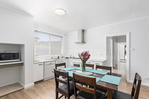 Wattle Grove Villa - Accommodation Melbourne 0