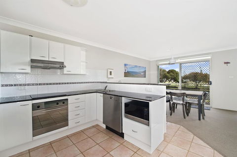 Westport Palms 14 Buller Street - Accommodation Melbourne 1