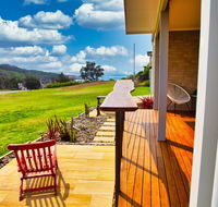 Whale Studio Apartment 1a Ocean Street - Accommodation Melbourne