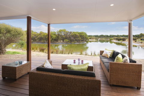 Wharfedale - Accommodation Melbourne 2