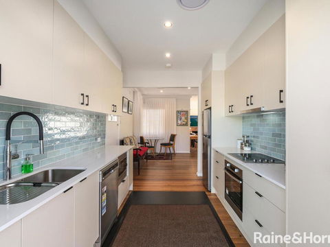 White Beach - 42 Ash Street - Accommodation Melbourne 0