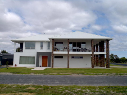 White Caps B&B Apartment - Accommodation Melbourne 1