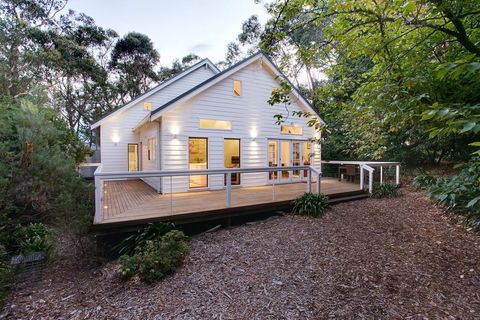 White Cottage - Accommodation Melbourne 0
