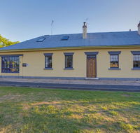Whites Corner - Accommodation Melbourne