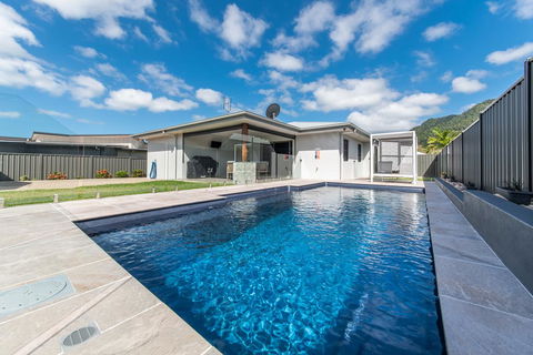 Whitsunday Sands - Melbourne 4u 0