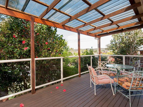 Wildflowers @ Fingal Bay - Accommodation Melbourne 0