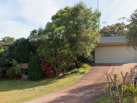 Wildflowers @ Fingal Bay - Accommodation Melbourne 1