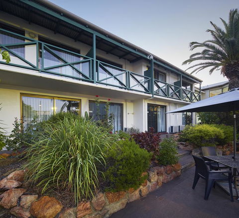 Windsor Lodge - Melbourne 4u 3