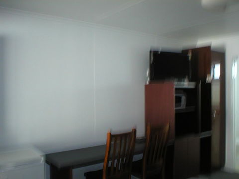 Winton Outback Motel - Melbourne 4u 3