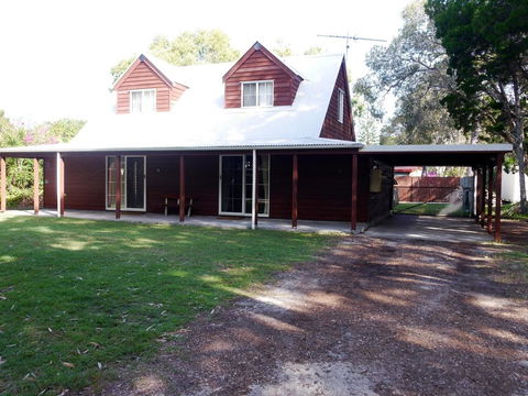 Wyndham Lodge - Accommodation Melbourne 0