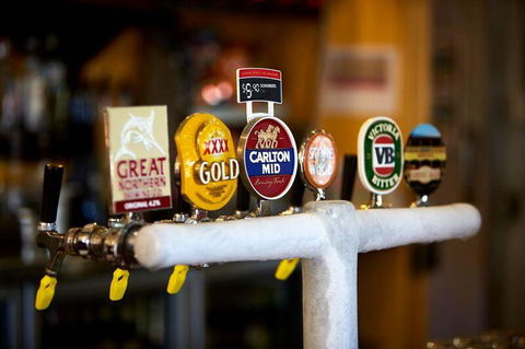 Yandina Hotel - Accommodation Melbourne 2