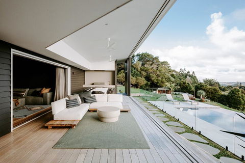 Your Luxury Escape - The Retreat - Accommodation Melbourne 1