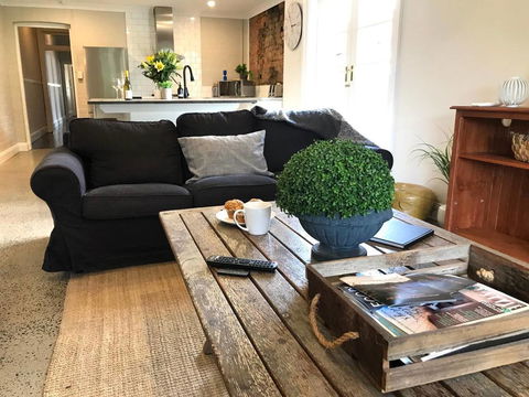 YSG The Edward Townhouse 151 - Walk To Town - Accommodation Melbourne 0