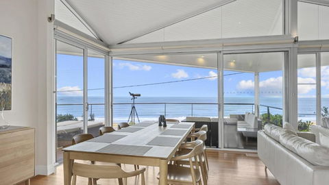 A Beachside Getaway - 8 - Accommodation Melbourne 0