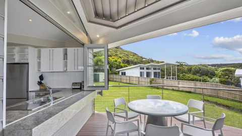 A Beachside Getaway - 8 - Accommodation Melbourne 4
