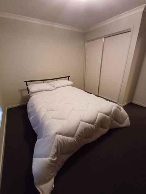 A Beautiful And Spacious Home - Accommodation Melbourne 3