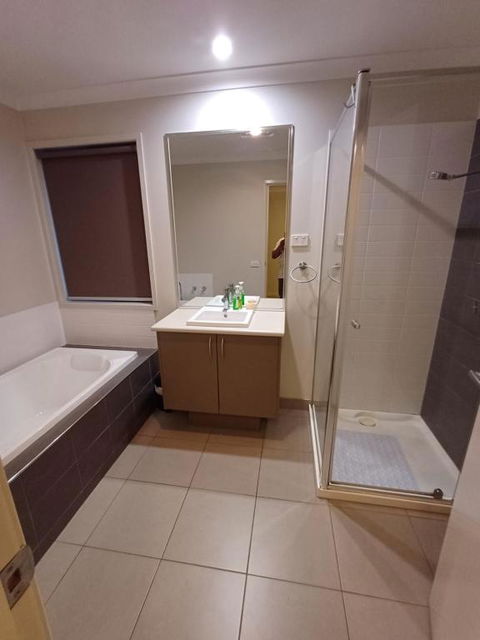 A Beautiful And Spacious Home - Accommodation Melbourne 4