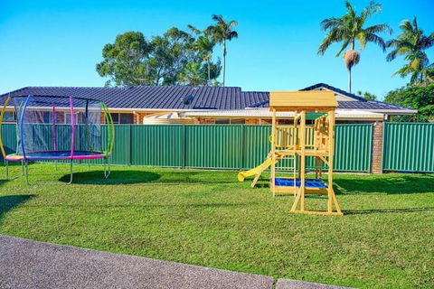 A Kids Dream & Paradise For Parents - Accommodation Melbourne 3