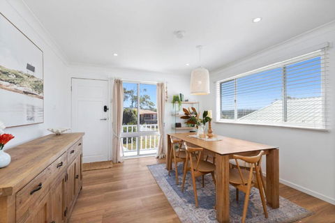 A Little Ocean Breeze - Accommodation Melbourne 2