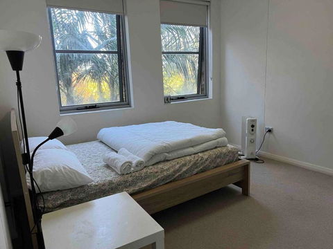 A Private Room - 1 Train Stop To Chatswood CBD - Accommodation Melbourne 2