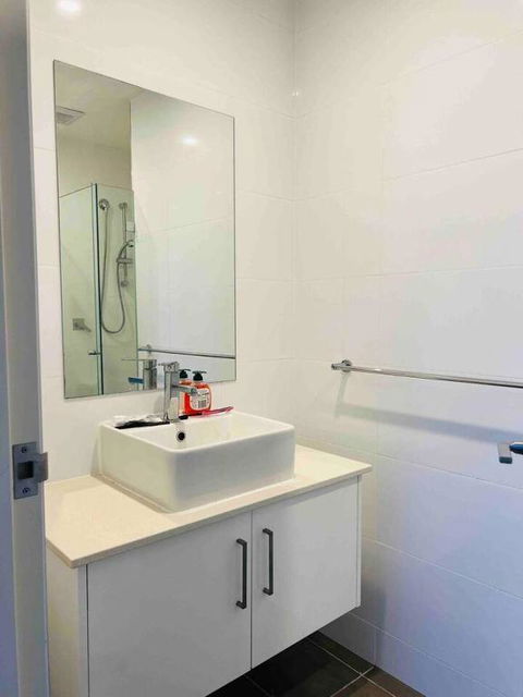 A Private Room - 1 Train Stop To Chatswood CBD - Accommodation Melbourne 3