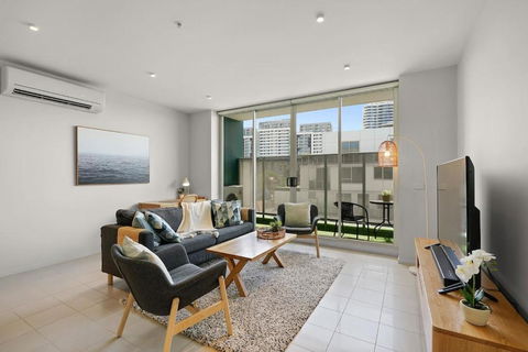 A River-side 2bdm Footscray Oasis + Parking - Accommodation Melbourne 4
