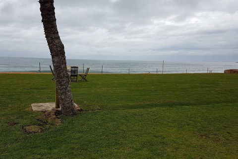 Absolute Beachfront 2BR Pet-Friendly Terrace - The Coachhouse - Accommodation Melbourne 4