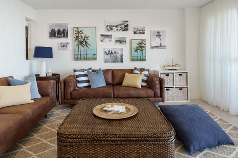 Absolute Beachfront Bliss On Kings Beach - Accommodation Melbourne 3
