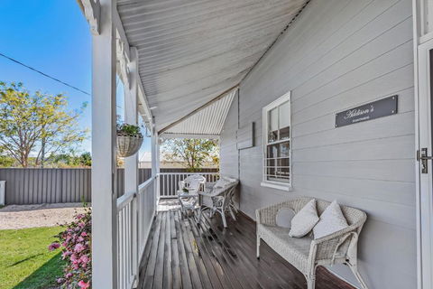 Addisons Stanthorpe With Hot Tub - Accommodation Melbourne 3