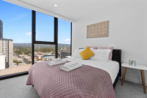 Adelaide CBD Oasis - 2BR Realm Retreat - Level 19 - Accommodation Melbourne 2
