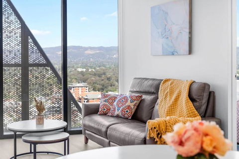 Adelaide CBD Oasis - 2BR Realm Retreat - Level 19 - Accommodation Melbourne 1