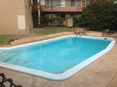 Affordable Inglewood Apartment+Pool - Accommodation Melbourne 2