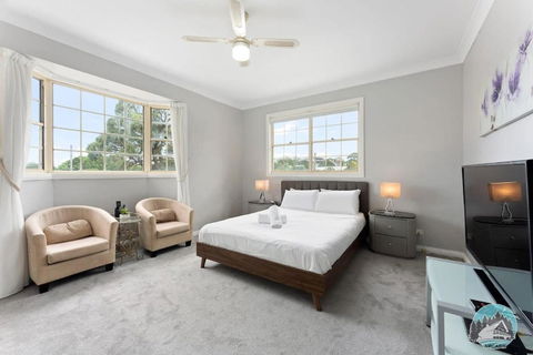 Aircabin - Blakehurst - Spacious - 5 Beds House - Accommodation Melbourne 1
