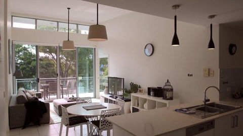 Aircon, Nespresso, Wine - Accommodation Melbourne 1