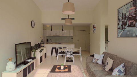 Aircon, Nespresso, Wine - Accommodation Melbourne 3