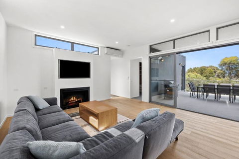 Aireys Sunset Beach House - Accommodation Melbourne 3