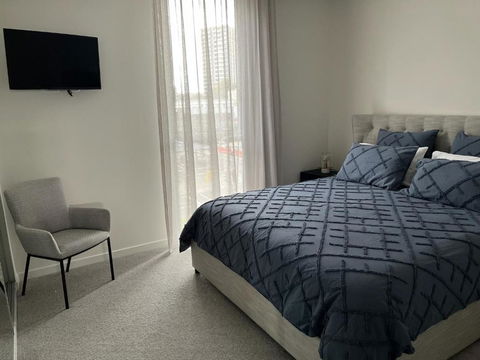 AKS Honeysuckle - Accommodation Melbourne 3