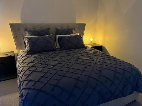 AKS Honeysuckle - Accommodation Melbourne 4