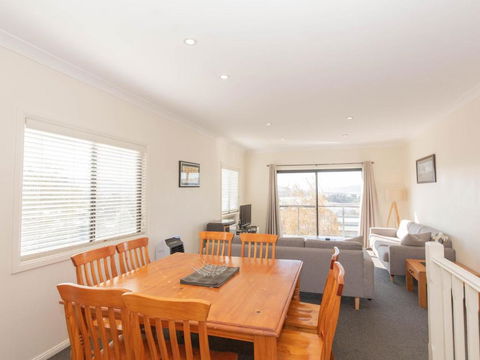 Alaska 1 8 Poley Cow Lane - Accommodation Melbourne 4